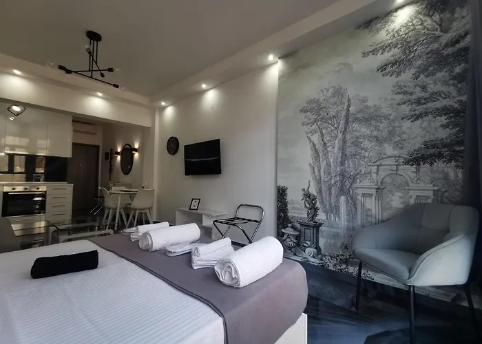 Center Diamond - 300m From The Seafront Daire Selanik